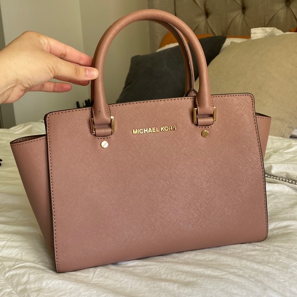 Michael Kors Pink Tote - Picture 1 of 5